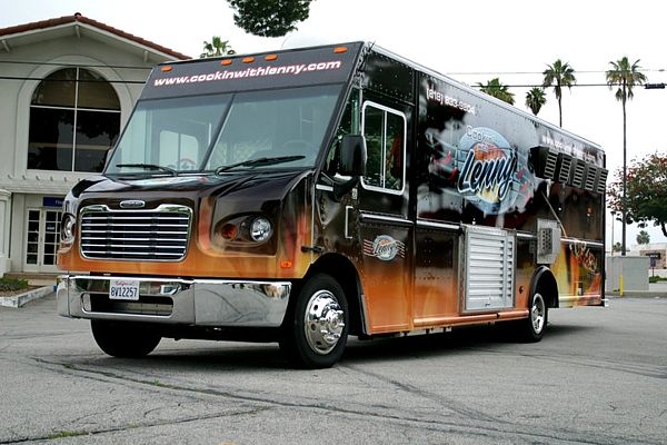 22' Motion Picture Catering Truck Exterior